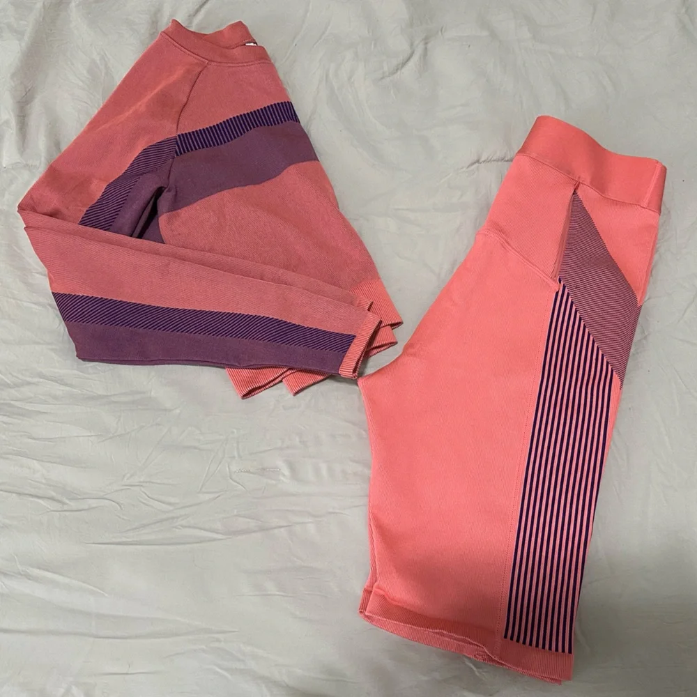 Fabletics Outift - Picture 1 of 16